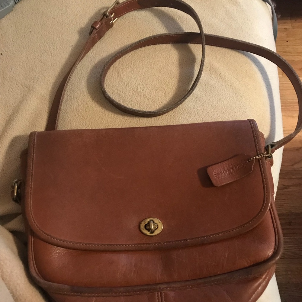 Vintage Coach Crossbody Pocketbook